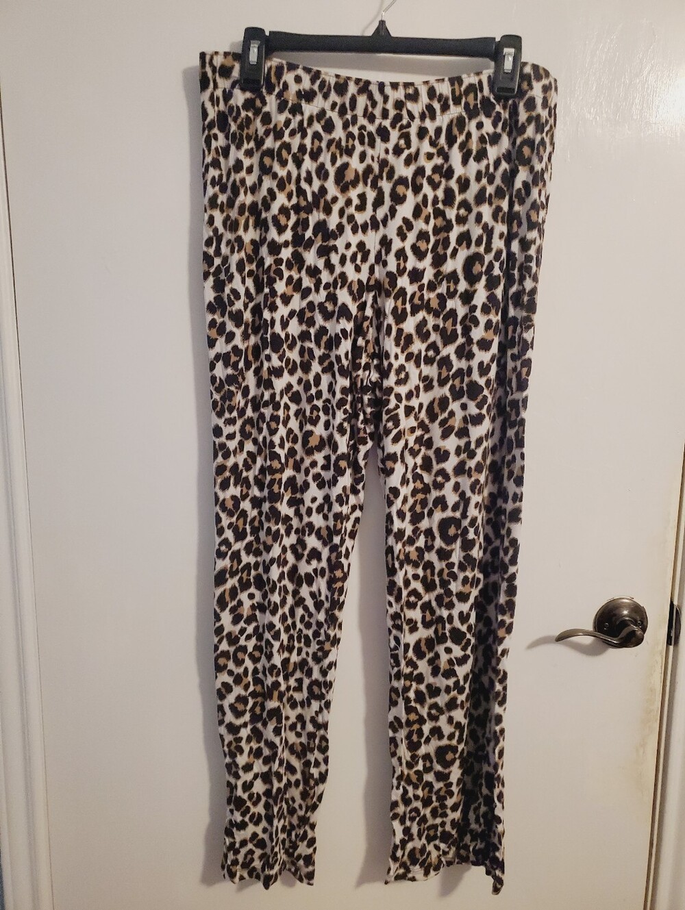 Old Navy Leopard Print Lounge/Pajama Drawstring Pants